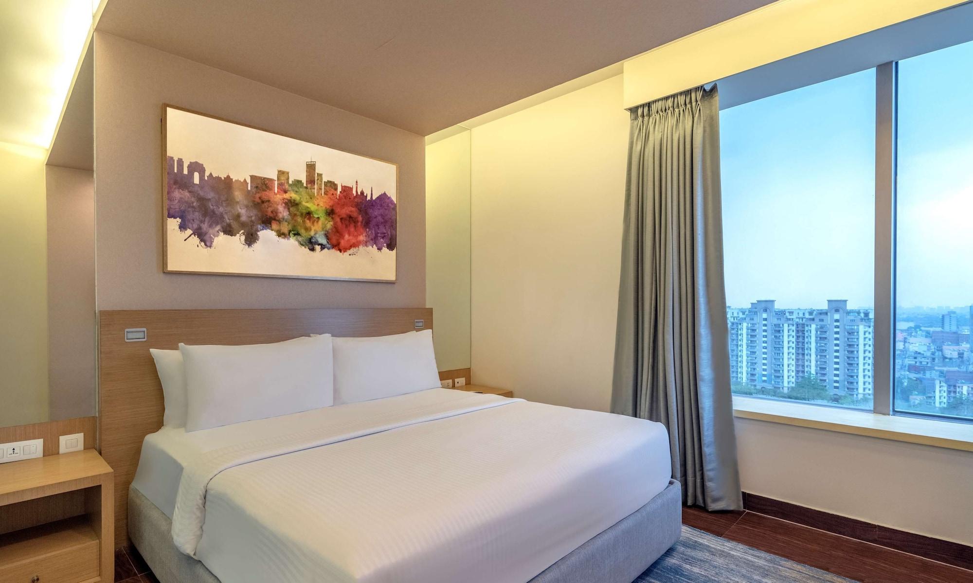 Radisson Gurugram Sohna Road City Center Gurgaon Bagian luar foto